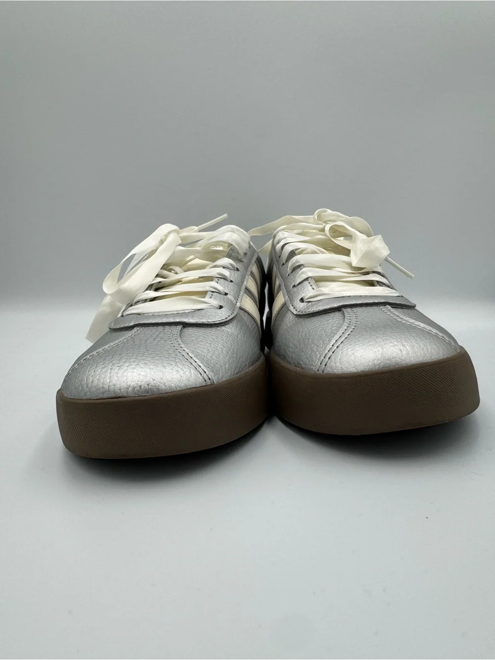 Adidas VL Court 3.0, Silver metallic, women’s size 9.5, JQ7315